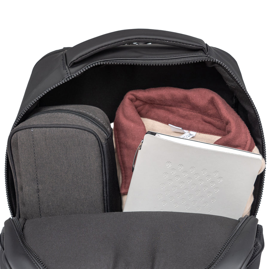 ROAM 17" LAPTOP BACKPACK